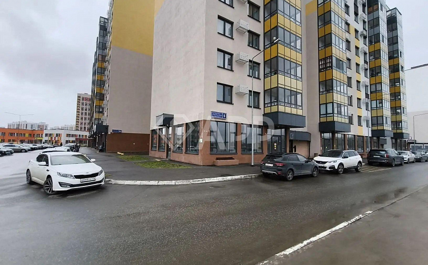 Аренда помещения 60 м² / 52 м² / 112 м² на 1-й линии в ЖК «Салават Купере-2» фото