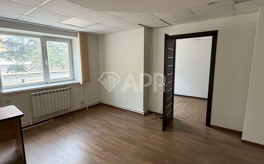 Сдам офисное помещение, 36 м² фото