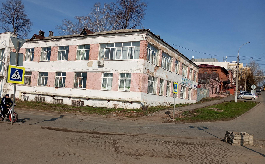 Офисы в центре на набережной от 10 до 50 м² фото