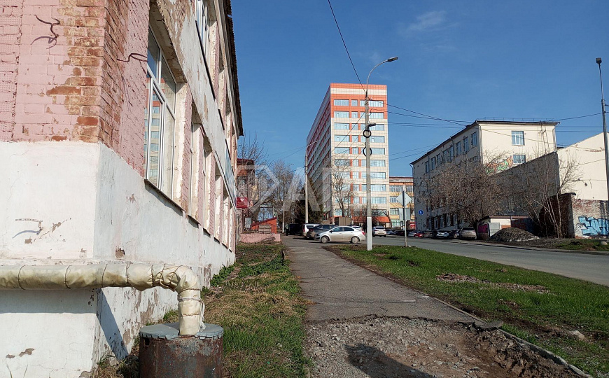 Офисы в центре на набережной от 10 до 50 м² фото