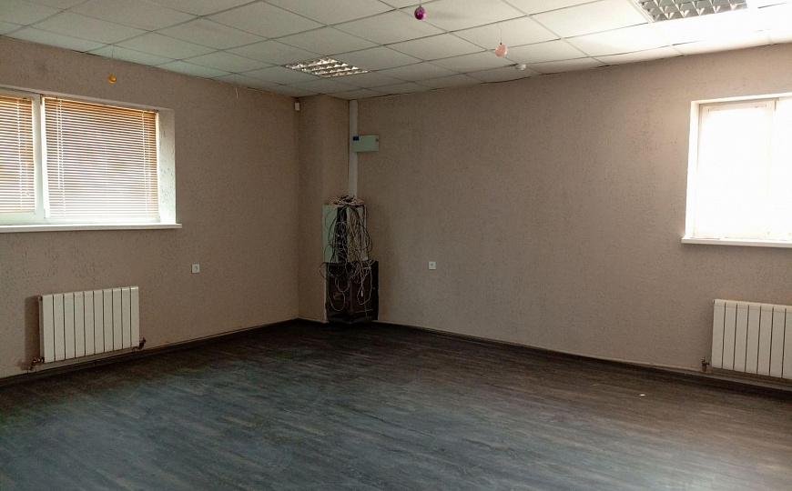 Производственно-складское помещение 550 м² фото