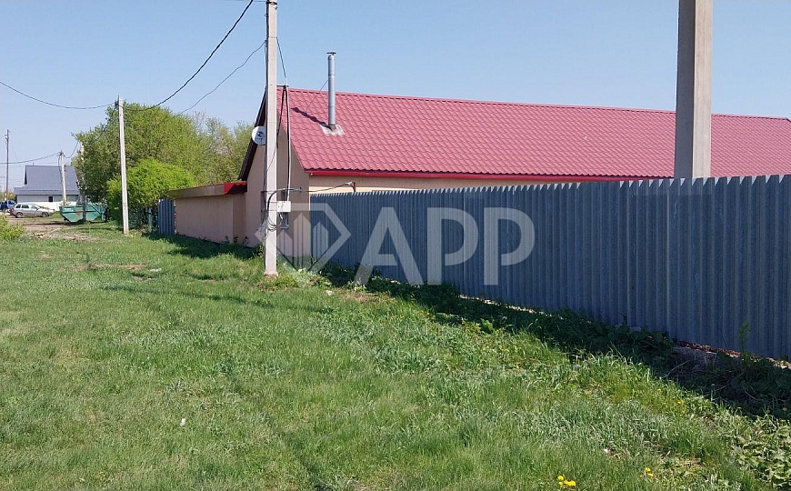 Продается база с кран – балкой (1600 м). Земля 60 соток. фото