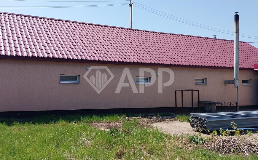 Продается база с кран – балкой (1600 м). Земля 60 соток. фото