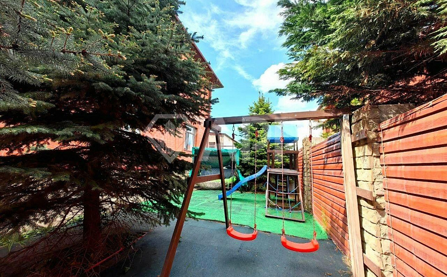 Продам гостиницу 1 200 м² фото