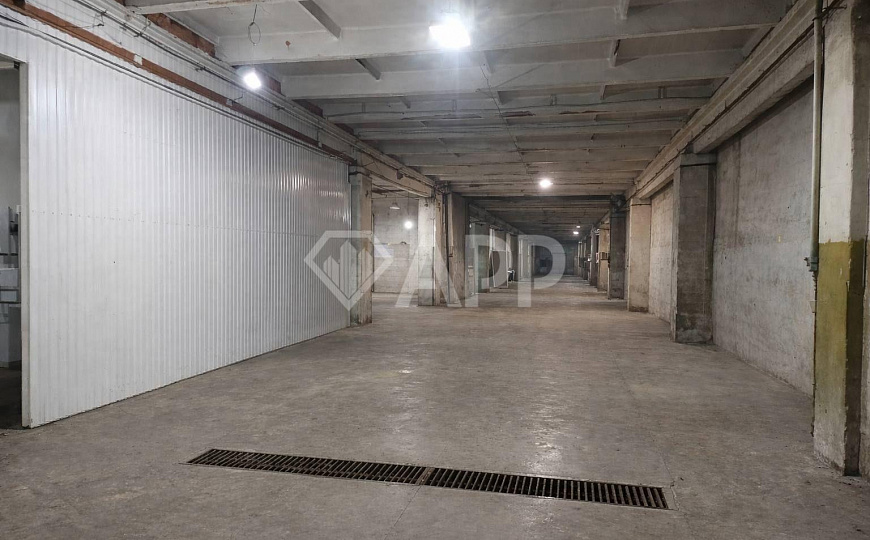 Сдаю производственно-складское здание,  1400 м²    фото