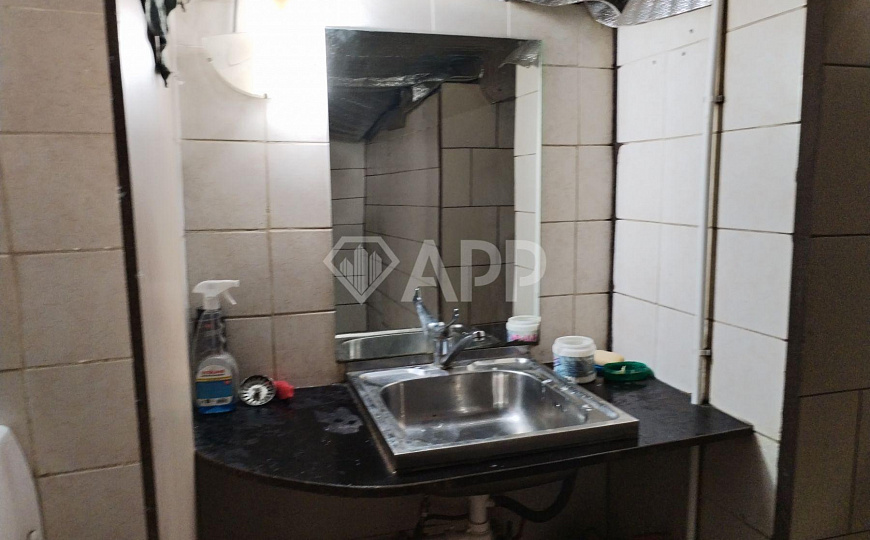 Сдаю производственно-складское здание,  1400 м²    фото