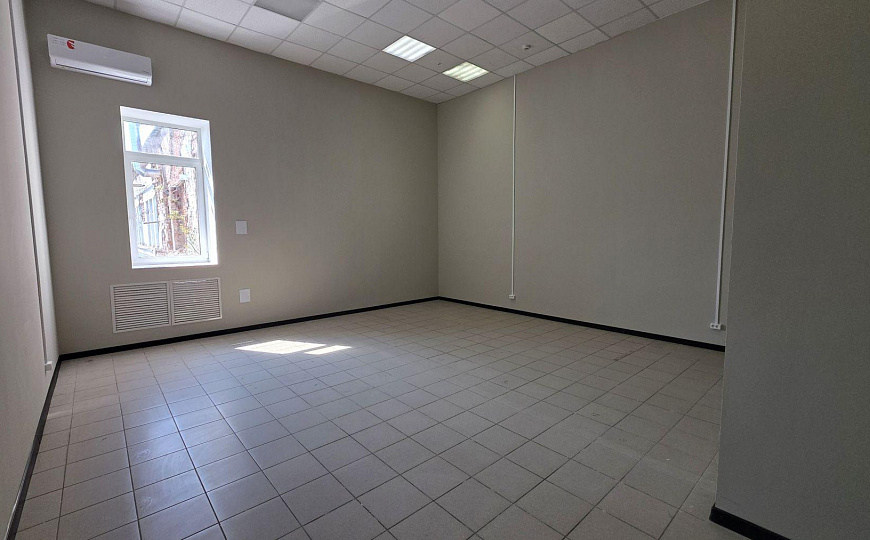 Сдам офисы от 20 м²,  с кондиционером фото