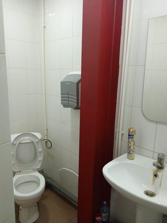 Продается отдельно стоящее здание 580 м² фото