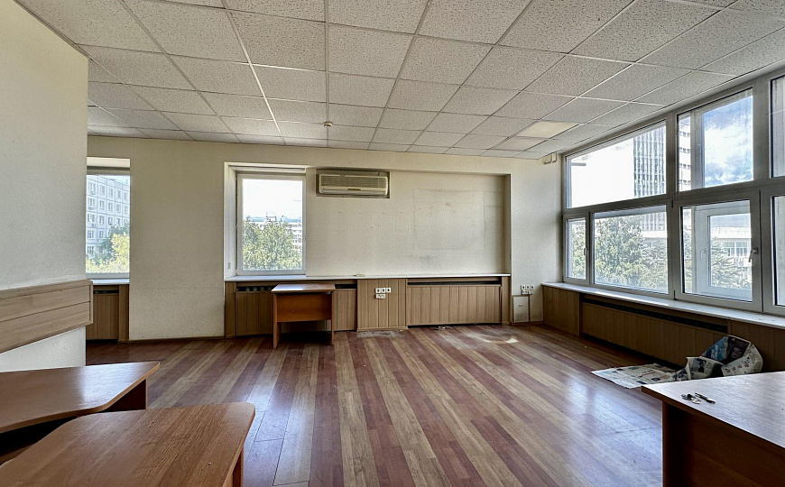 Офис в центре, 350 м²  фото