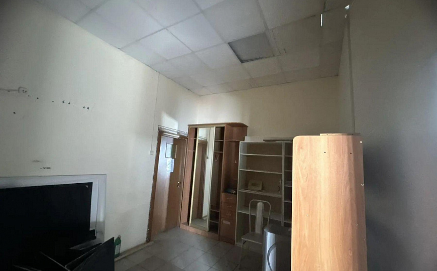 Продам отдельно стоящее здание, 667.4 м² с земельным участком фото