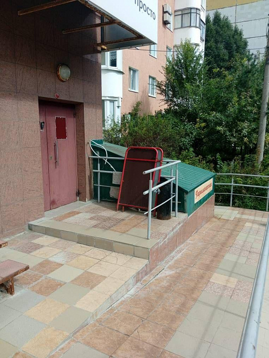 Сдается этаж в офисном здании 293,3 фото