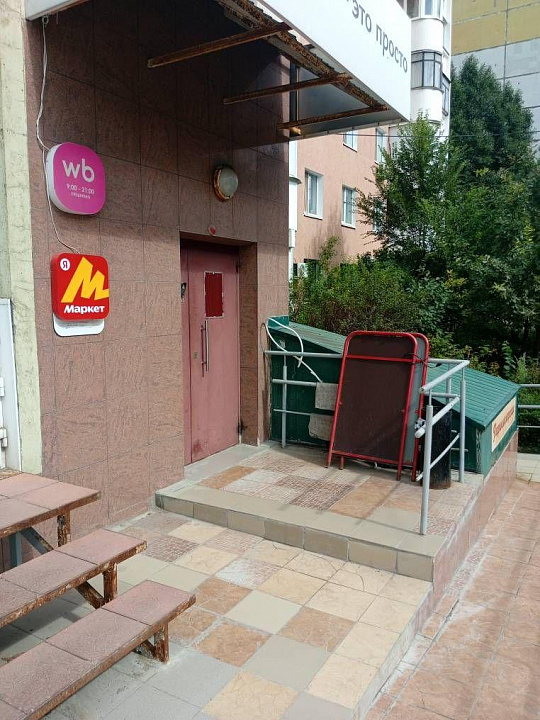 Сдается этаж в офисном здании 293,3 фото