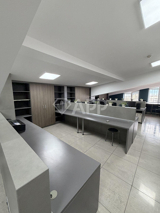 Продам бизнес-центр/офисный центр, 1 920 м² фото