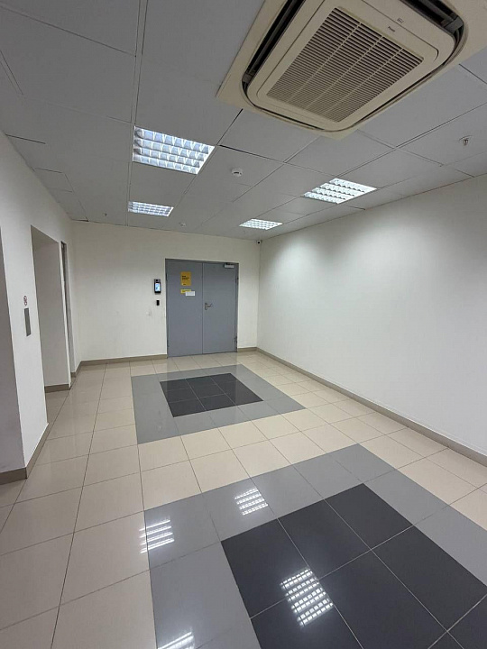 Аренда офиса 750 м2 в БЦ «Вертикаль» фото