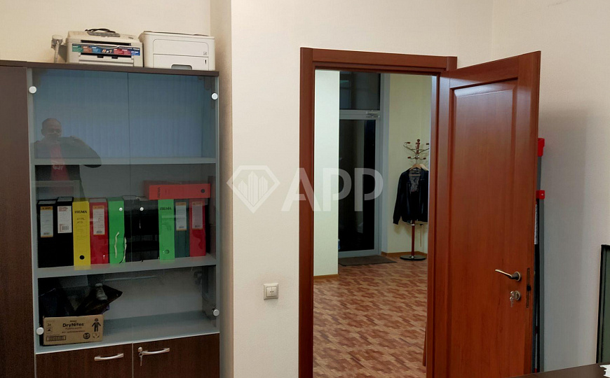 Сдается 70 м² в центре с мебелью  фото