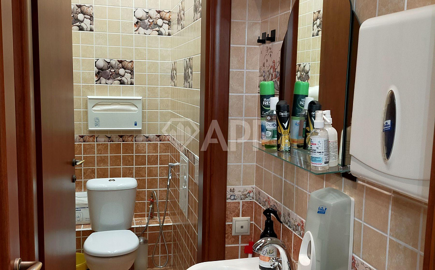 Сдается 70 м² в центре с мебелью  фото