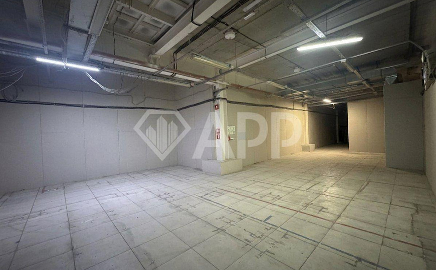 Сдам торговый центр, 576 м² фото
