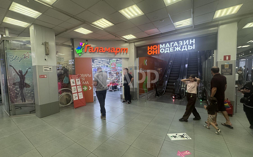 Сдам торговый центр, 279 м² фото