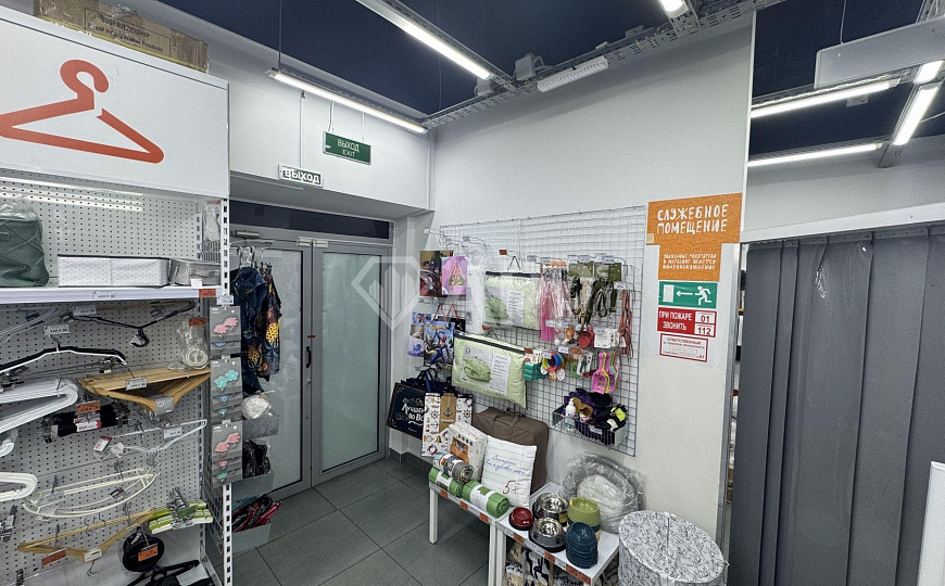 Сдам торговый центр, 279 м² фото