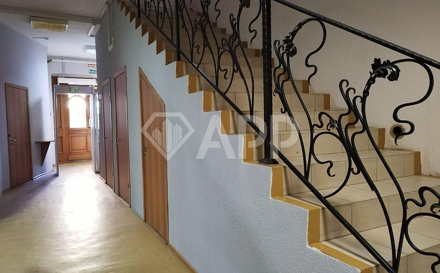 Сдам отдельно стоящее здание, 954 м² фото