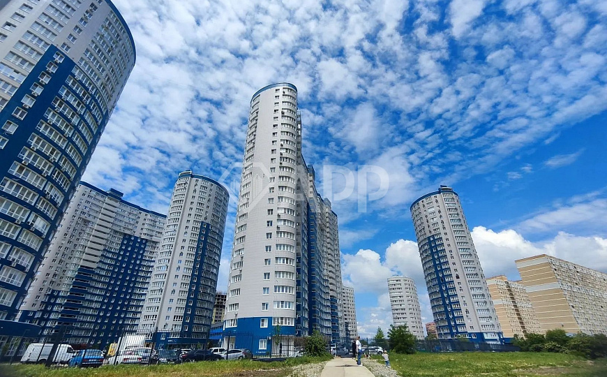 Продаю торговые помещения на 1 этаже, от 38 до 335 м² фото