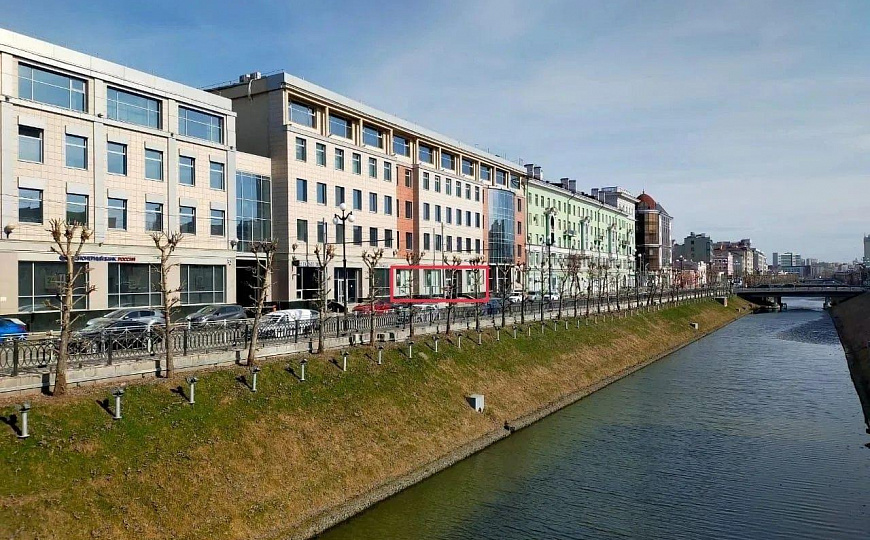Продаётся 1350м² с НДС в самом центре города фото