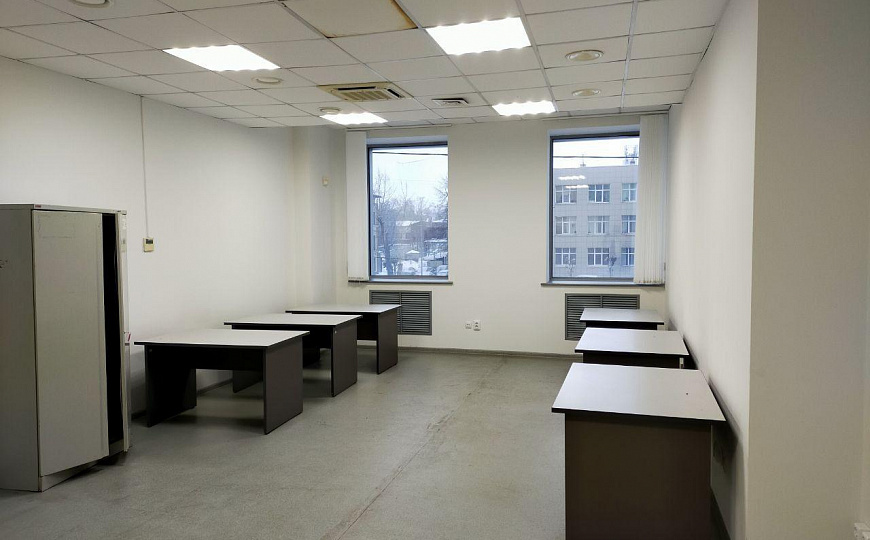 Продаётся 1350м² с НДС в самом центре города фото