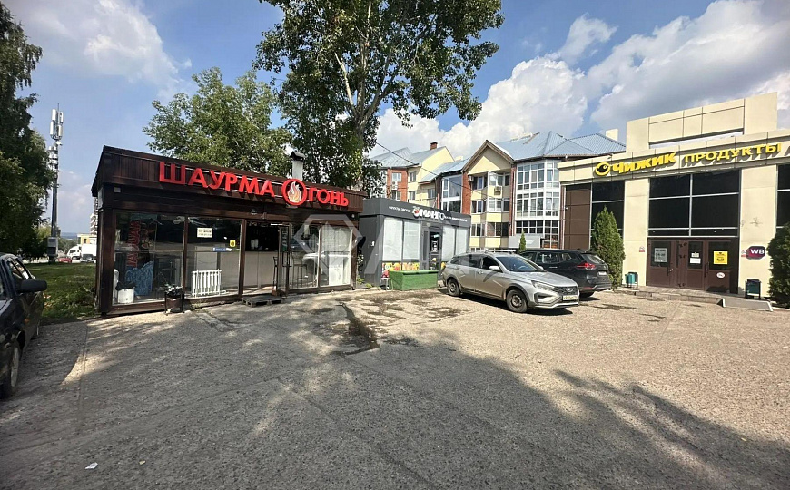 Отдельно стоящее здание 1279,5 м² фото