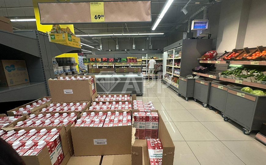 Отдельно стоящее здание 1279,5 м² фото