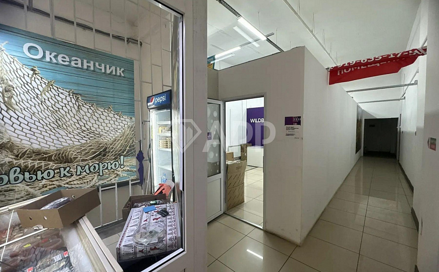 Отдельно стоящее здание 1279,5 м² фото