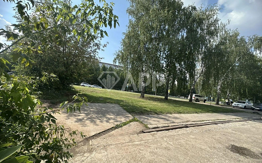 Отдельно стоящее здание 1279,5 м² фото