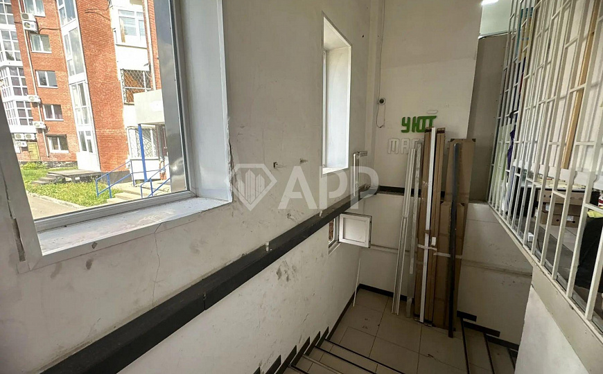Отдельно стоящее здание 1279,5 м² фото