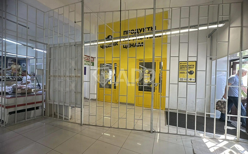 Отдельно стоящее здание 1279,5 м² фото