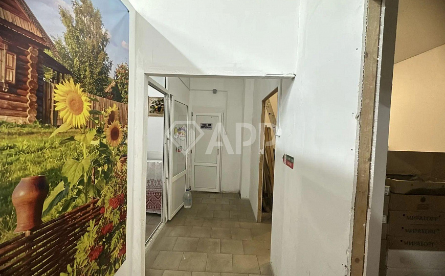 Отдельно стоящее здание 1279,5 м² фото