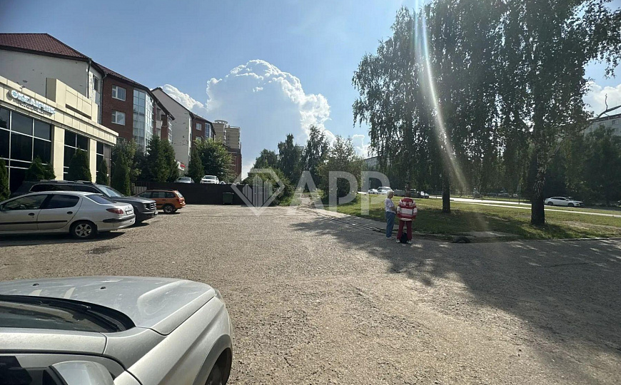 Отдельно стоящее здание 1279,5 м² фото
