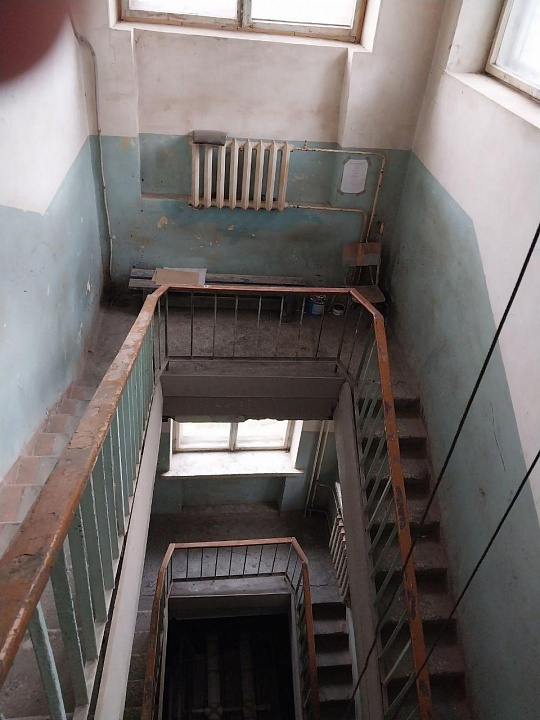 Здание, 3 этажа, с землей. 2876 кв.м фото