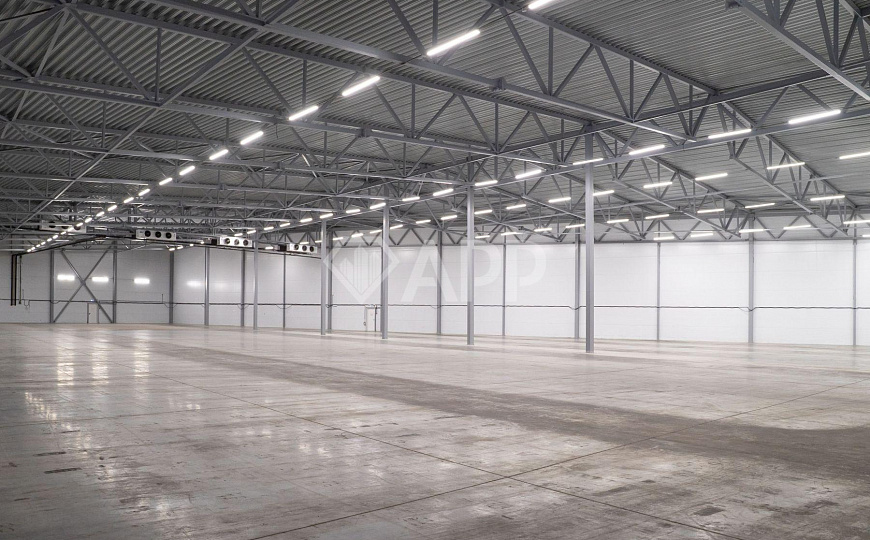 Сдам отдельно стоящее здание, 2 200 м² фото