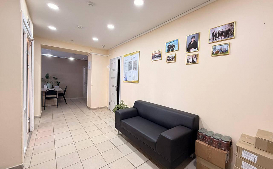 Сдам офис на высоком трафике 112 м2 фото