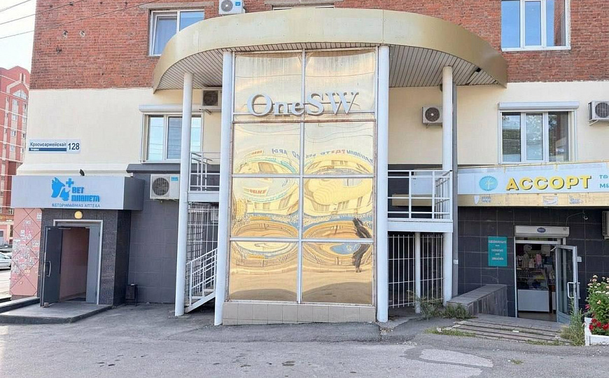 Сдам офис на высоком трафике 112 м2 фото