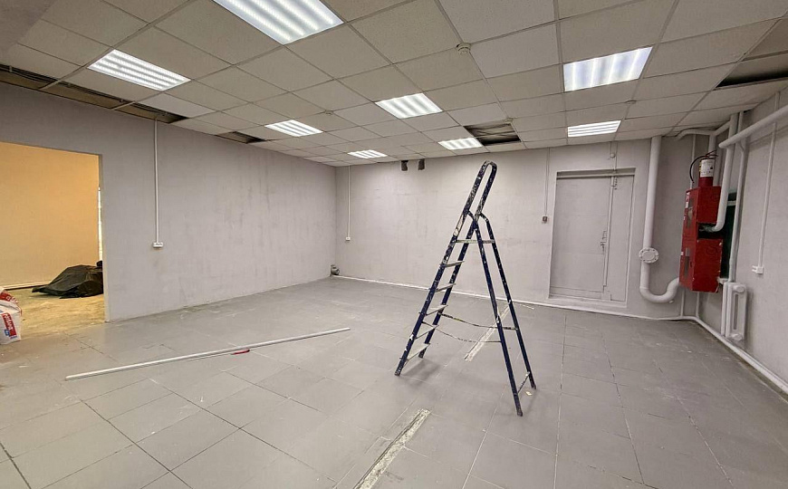 Сдам помещение на 1 линии 130м² фото