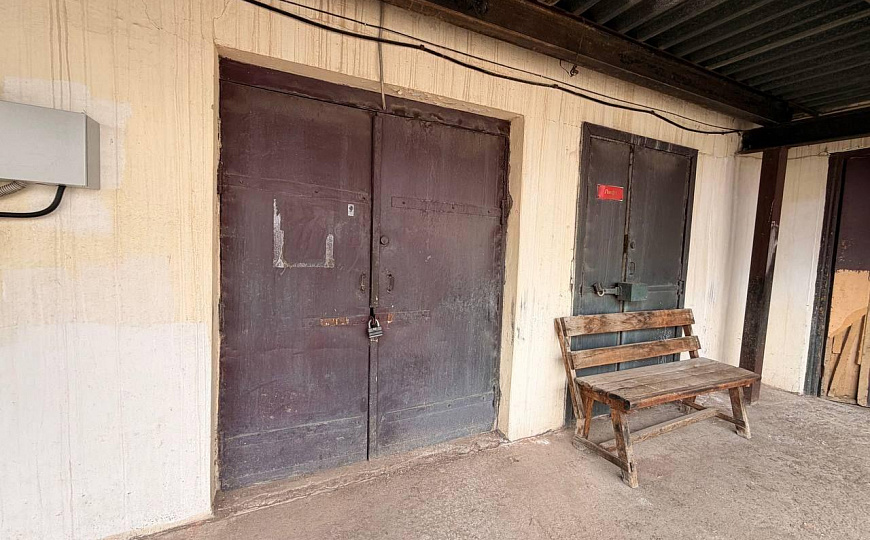 Сдам помещение на 1 линии 130м² фото