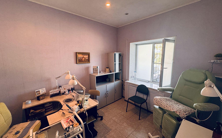 Сдам отдельно стоящее здание, 460 м² фото