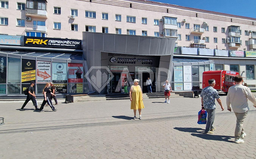 Высокий трафик, Площади в ТЦ "Голубой огонёк", 13-170 м2 фото