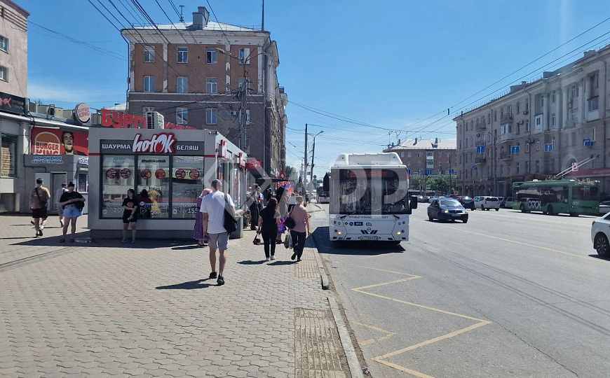 Высокий трафик, Площади в ТЦ "Голубой огонёк", 13-170 м2 фото