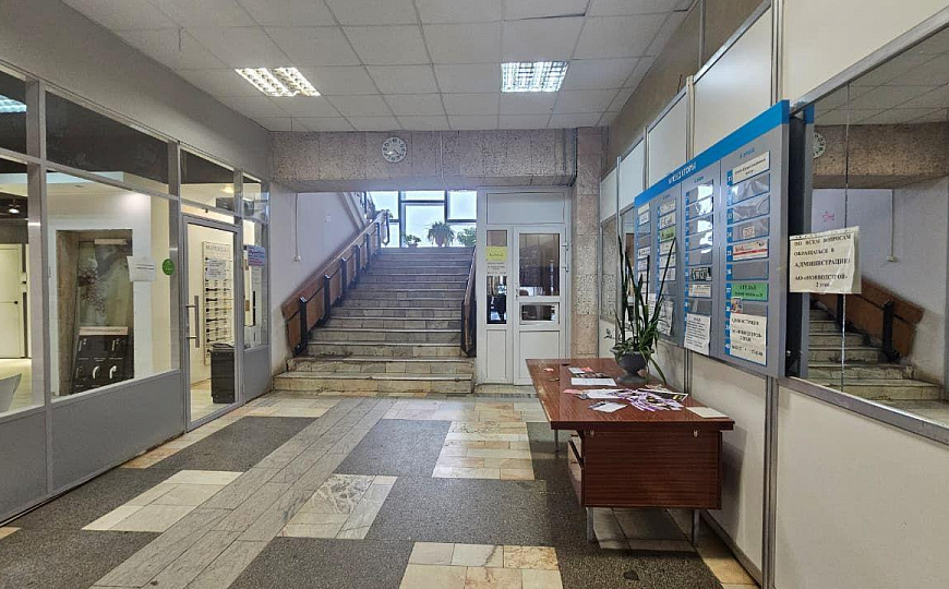 Сдам офисное помещение 15 м²  фото