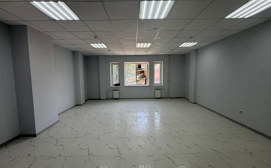 Продам бизнес-центр/офисный центр, 178,4 м² фото