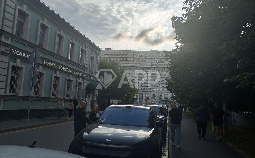  Сдам помещение в торговом центре в двух шагах от метро! 121м кв фото