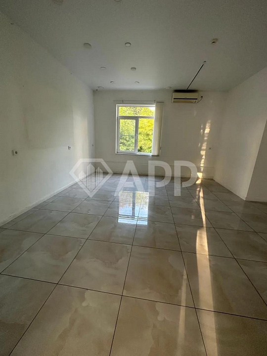 Сдам отдельно стоящее здание, 240 м² фото