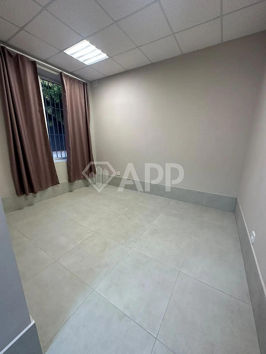 Сдам отдельно стоящее здание, 240 м² фото