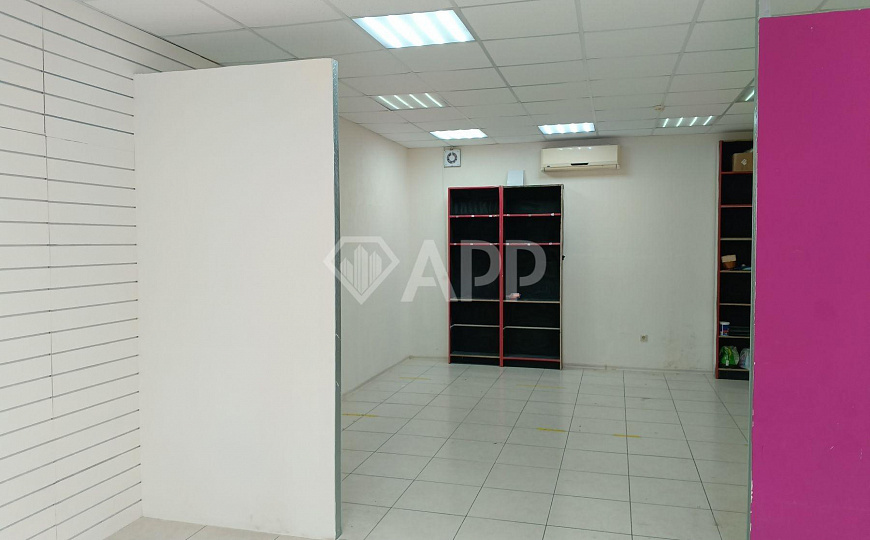 Сдаю торговое помещение, 49 м² под магазин, аптеку, офис, ПВЗ, бьюти, услуги фото